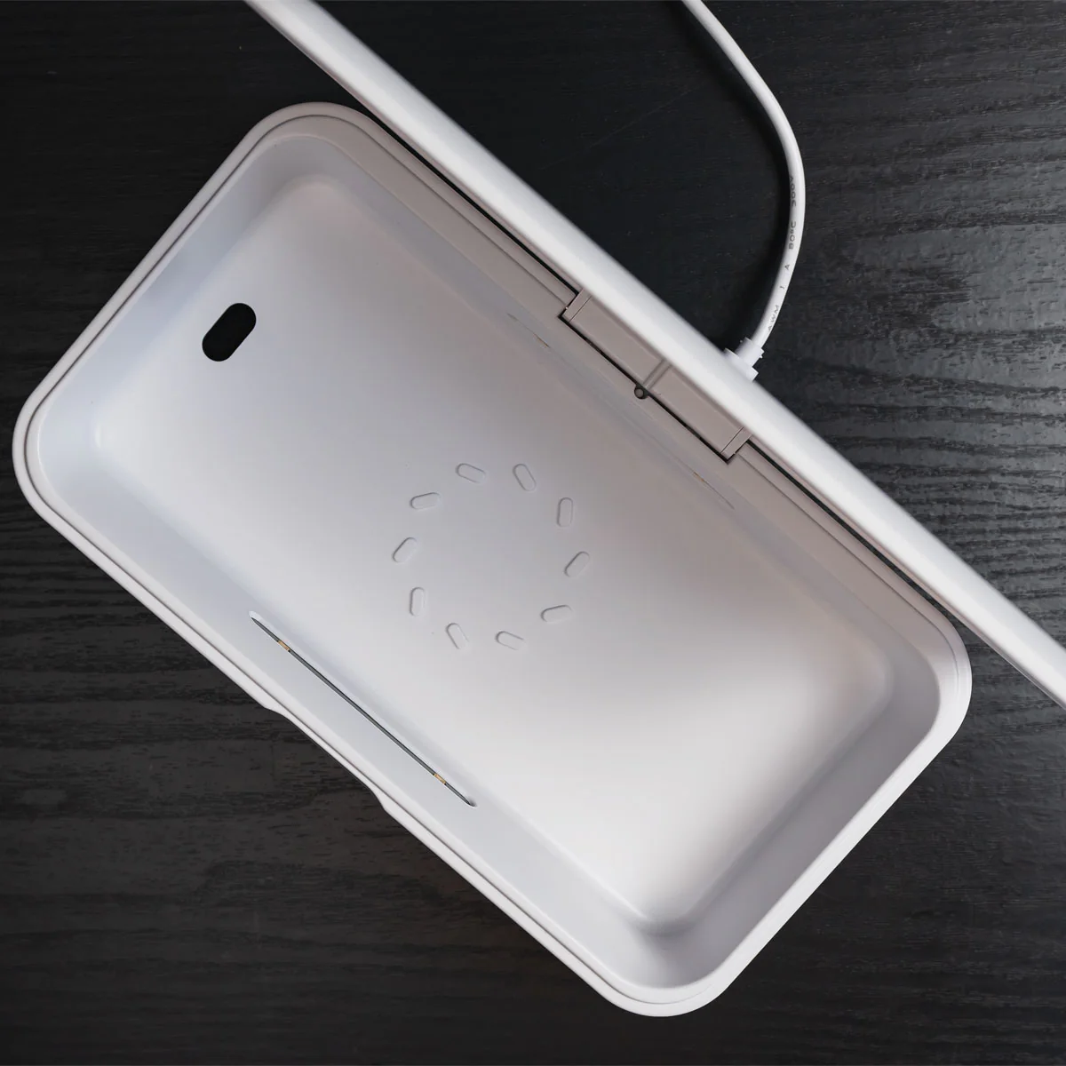 CleanTray Charge | Quickly Kills 99.99% of Germs | Built-in Wireless Charger - Image 13