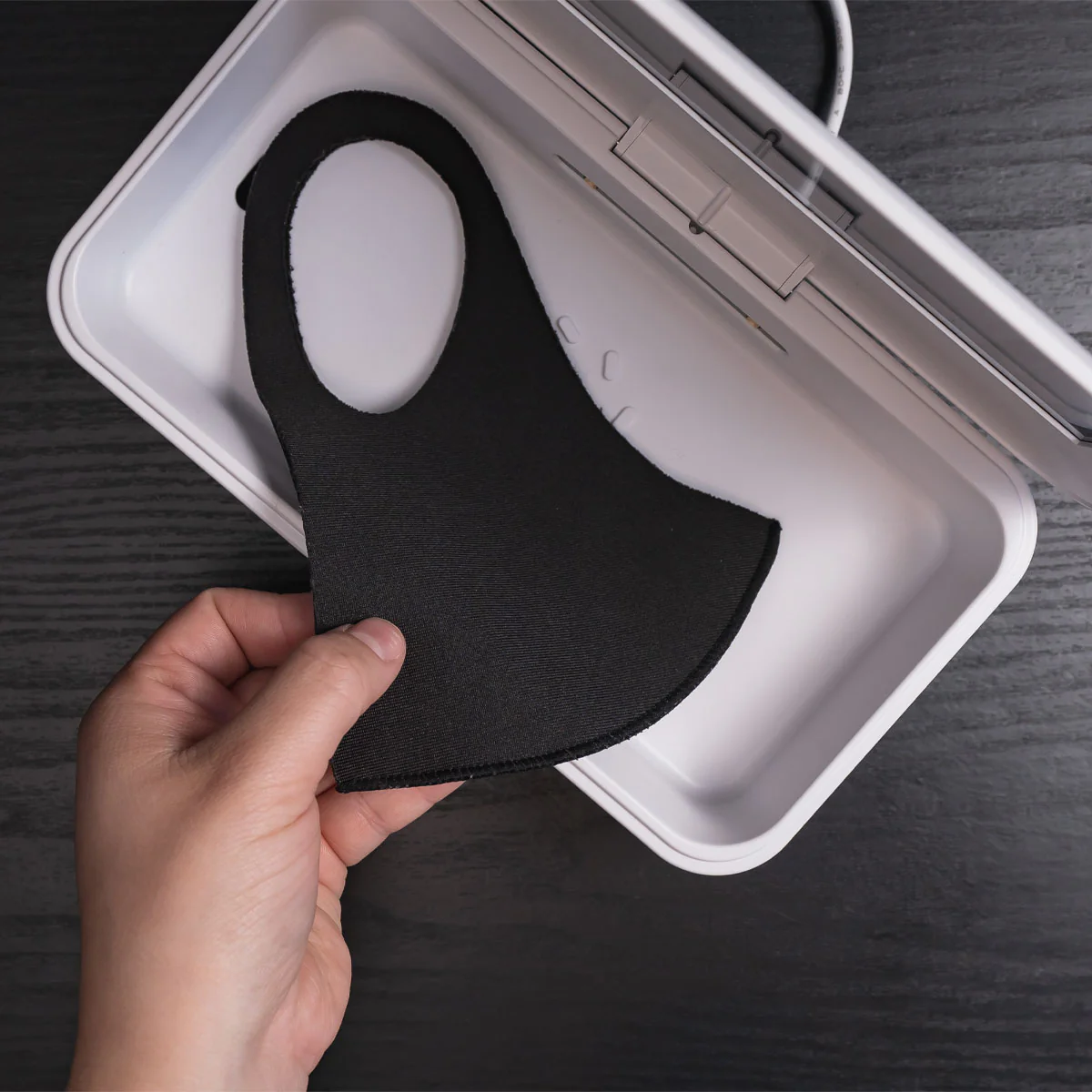 CleanTray Charge | Quickly Kills 99.99% of Germs | Built-in Wireless Charger - Image 6