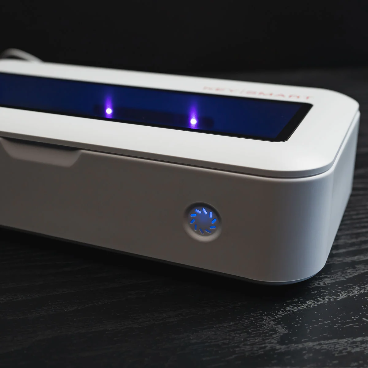 CleanTray Charge | Quickly Kills 99.99% of Germs | Built-in Wireless Charger - Image 8