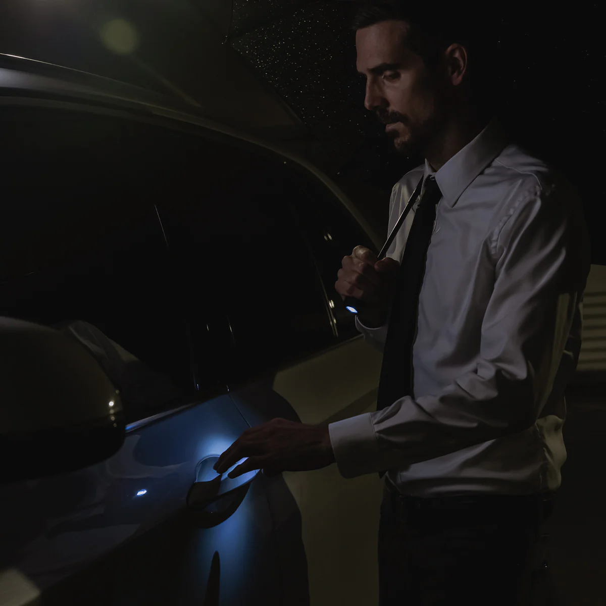 RainTorch™ Umbrella |  Pivoting Flashlight | Auto Open/Close & Grip Handle - Image 21